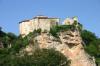 Bruniquel plus beaux village de France-le chateau sur un éperon rocheux